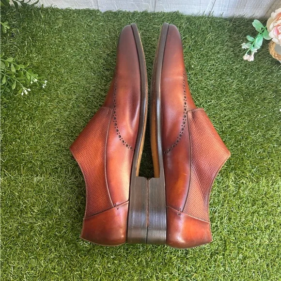 Magnanni Zamir Wingtip Double Monk Strap men size 11.5 Color: Cognac gently used MAGNANNI Franklyn Monk Strap Cognac Leather Dress Shoes  main image 4